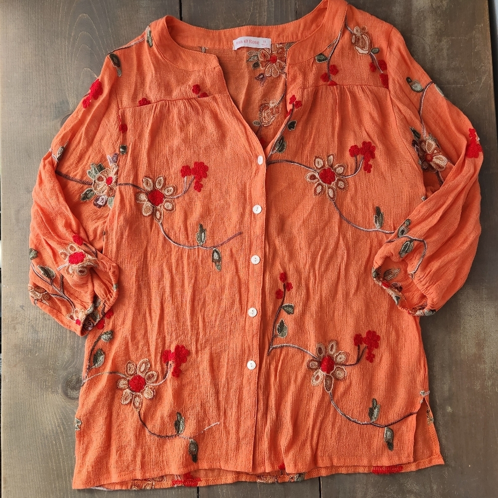 Ana & Rose Embroidered Floral Pullover V Neck Blouse - Size XL